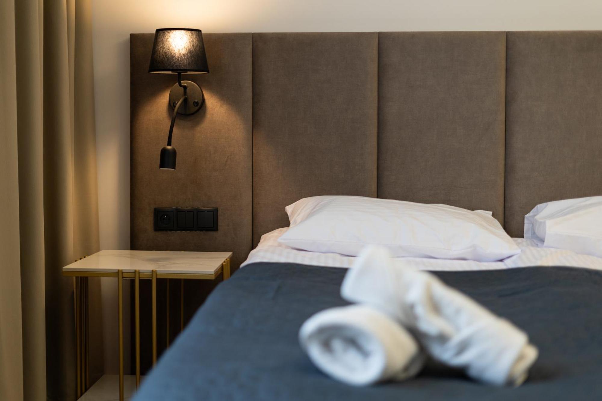 Spa Bedrooms With Sauna&Bath And Free Parking Krasków Eksteriør bilde