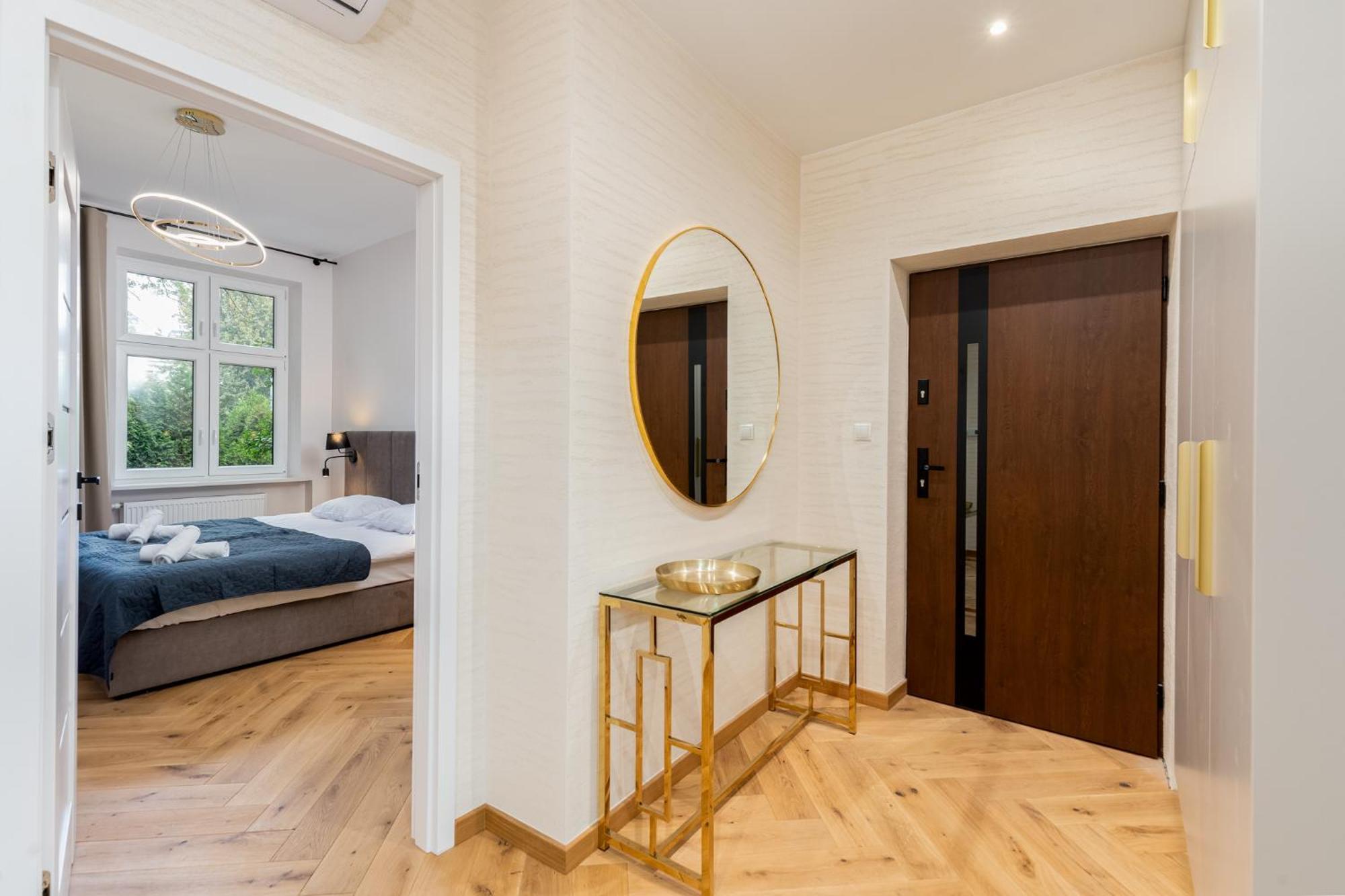 Spa Bedrooms With Sauna&Bath And Free Parking Krasków Eksteriør bilde