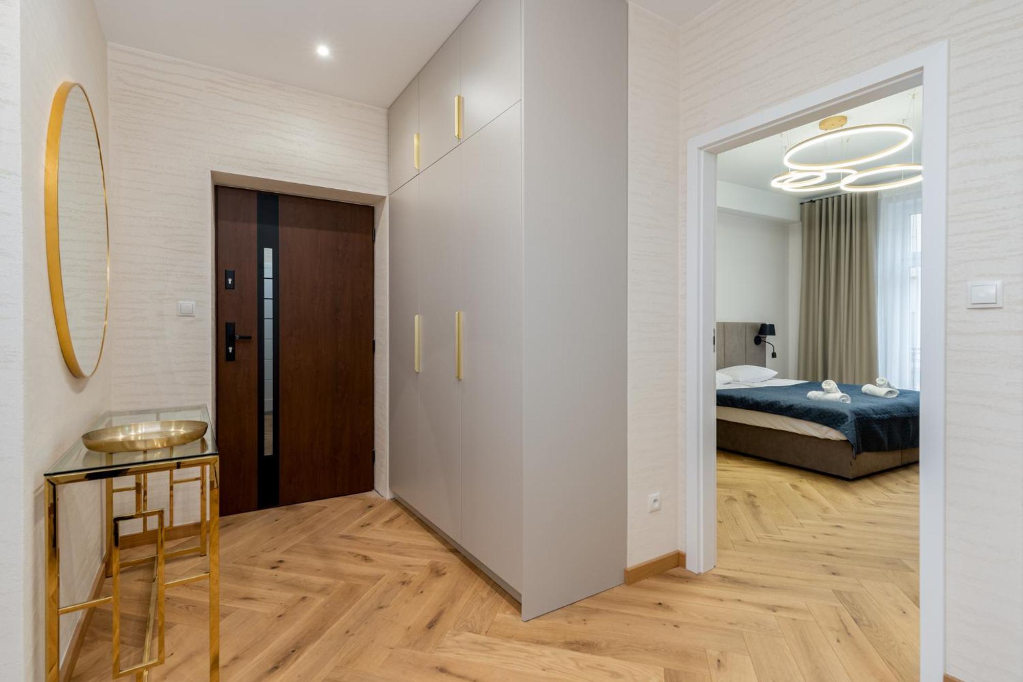 Spa Bedrooms With Sauna&Bath And Free Parking Krasków Eksteriør bilde