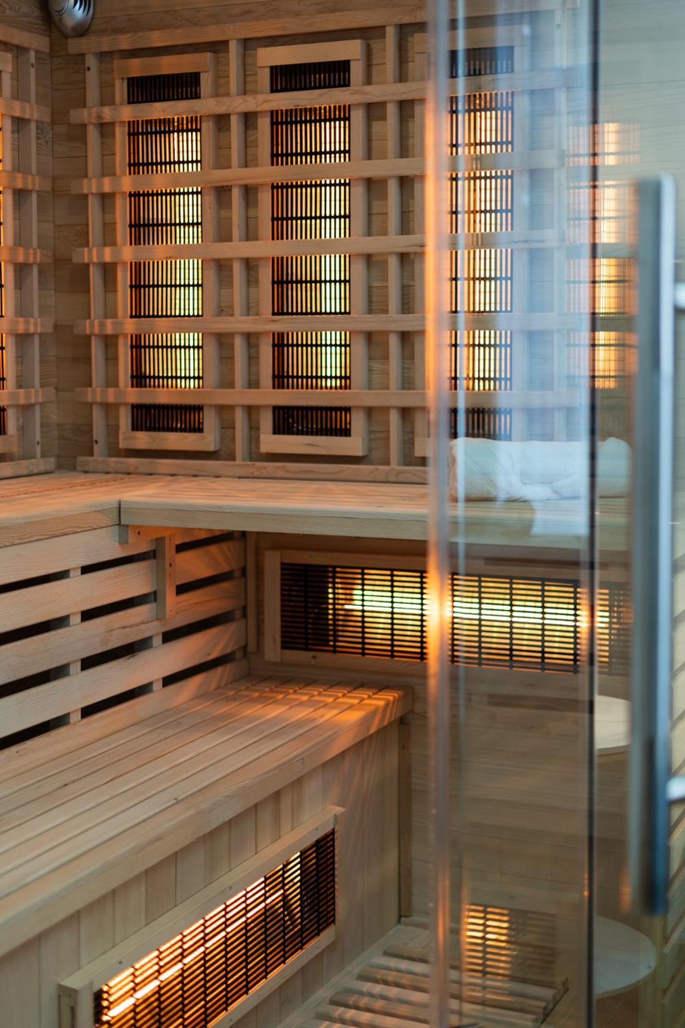 Spa Bedrooms With Sauna&Bath And Free Parking Krasków Eksteriør bilde
