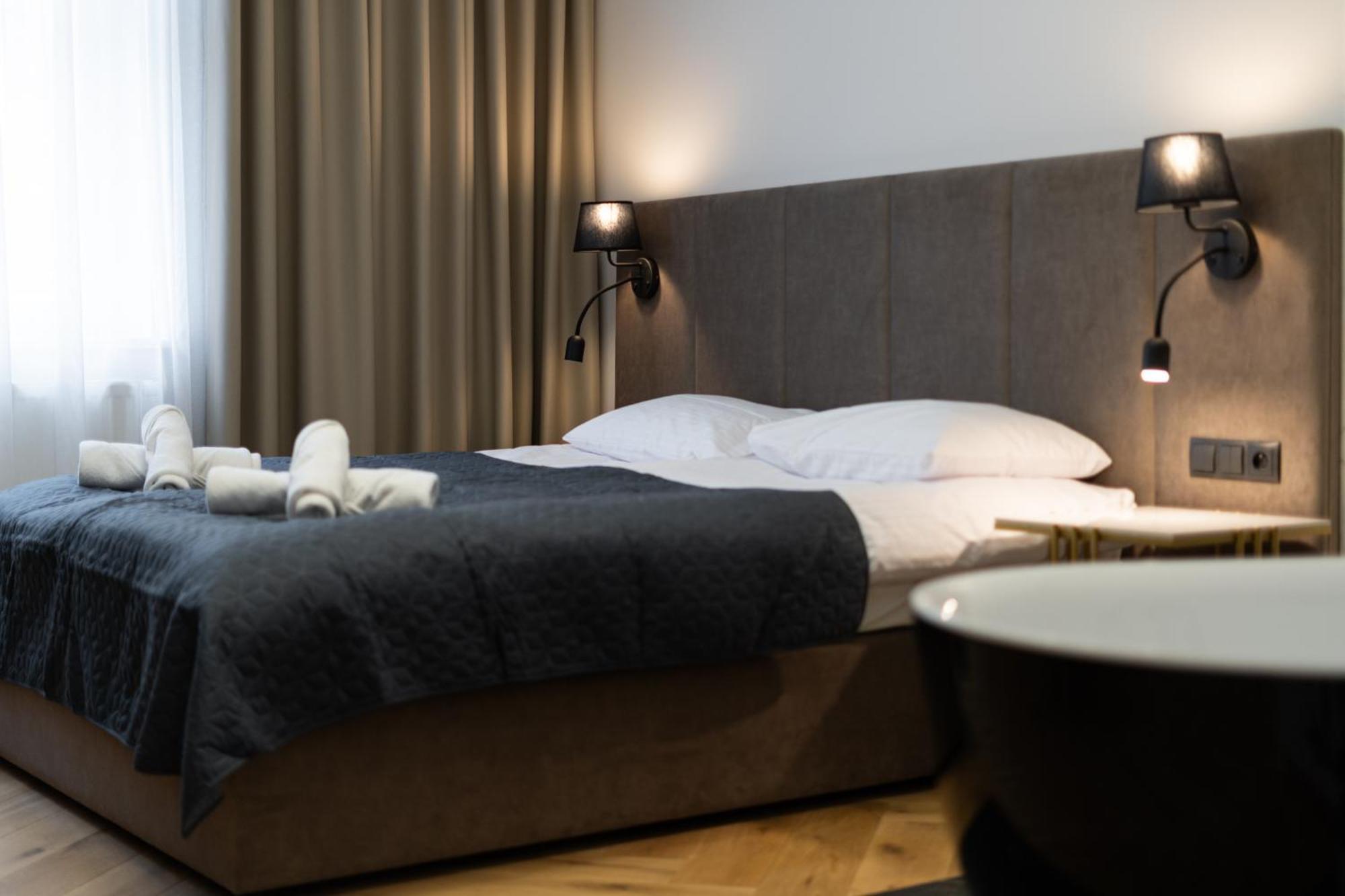 Spa Bedrooms With Sauna&Bath And Free Parking Krasków Eksteriør bilde