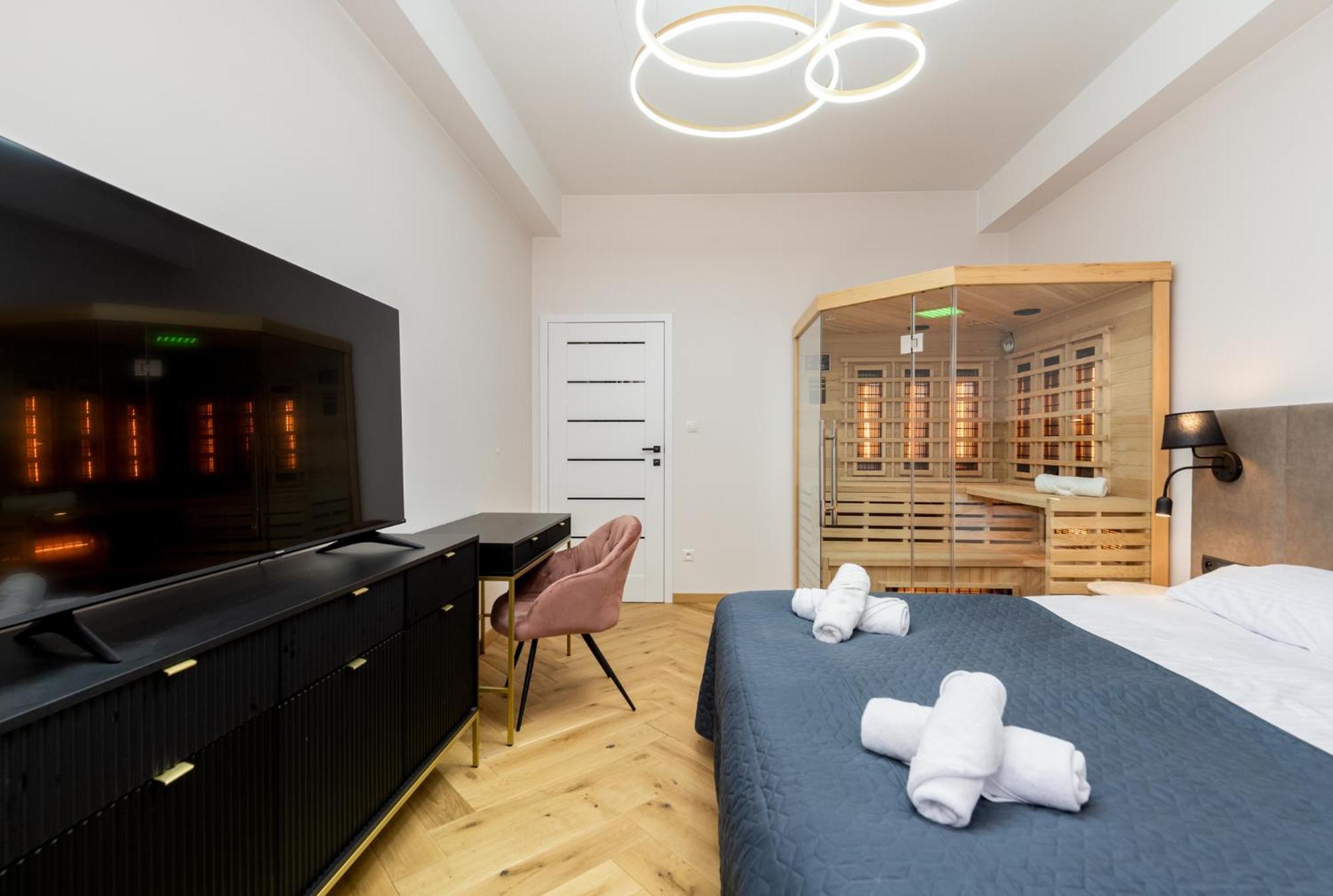 Spa Bedrooms With Sauna&Bath And Free Parking Krasków Eksteriør bilde
